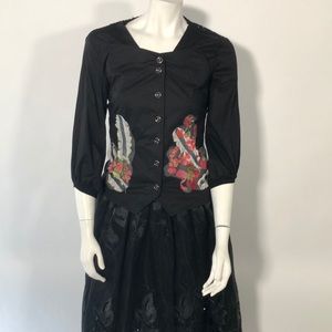 2026 applique button blouse Medium UNIQUE